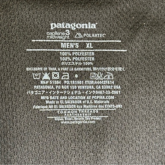 Patagonia Black Quarter-Zip Men's Sweatshirt - Picture 9 of 9